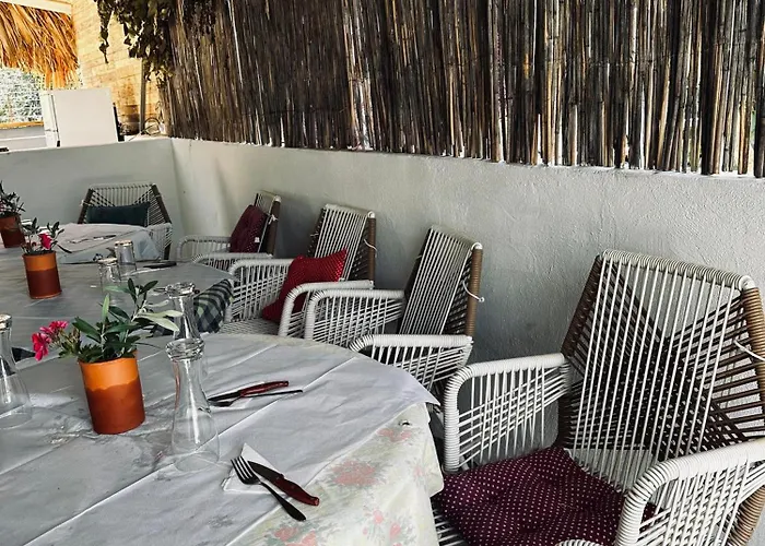 Hostel Natural Himarë